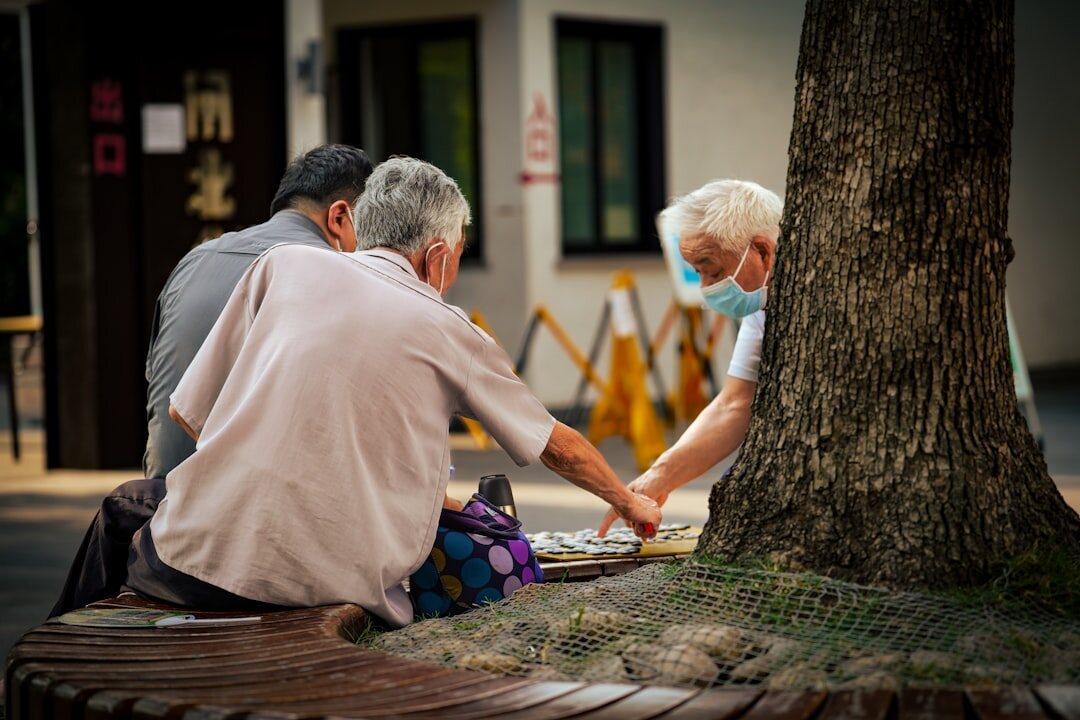 seniors sharing stories